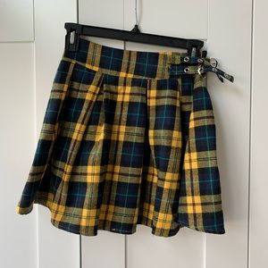 New superdown skirt XS